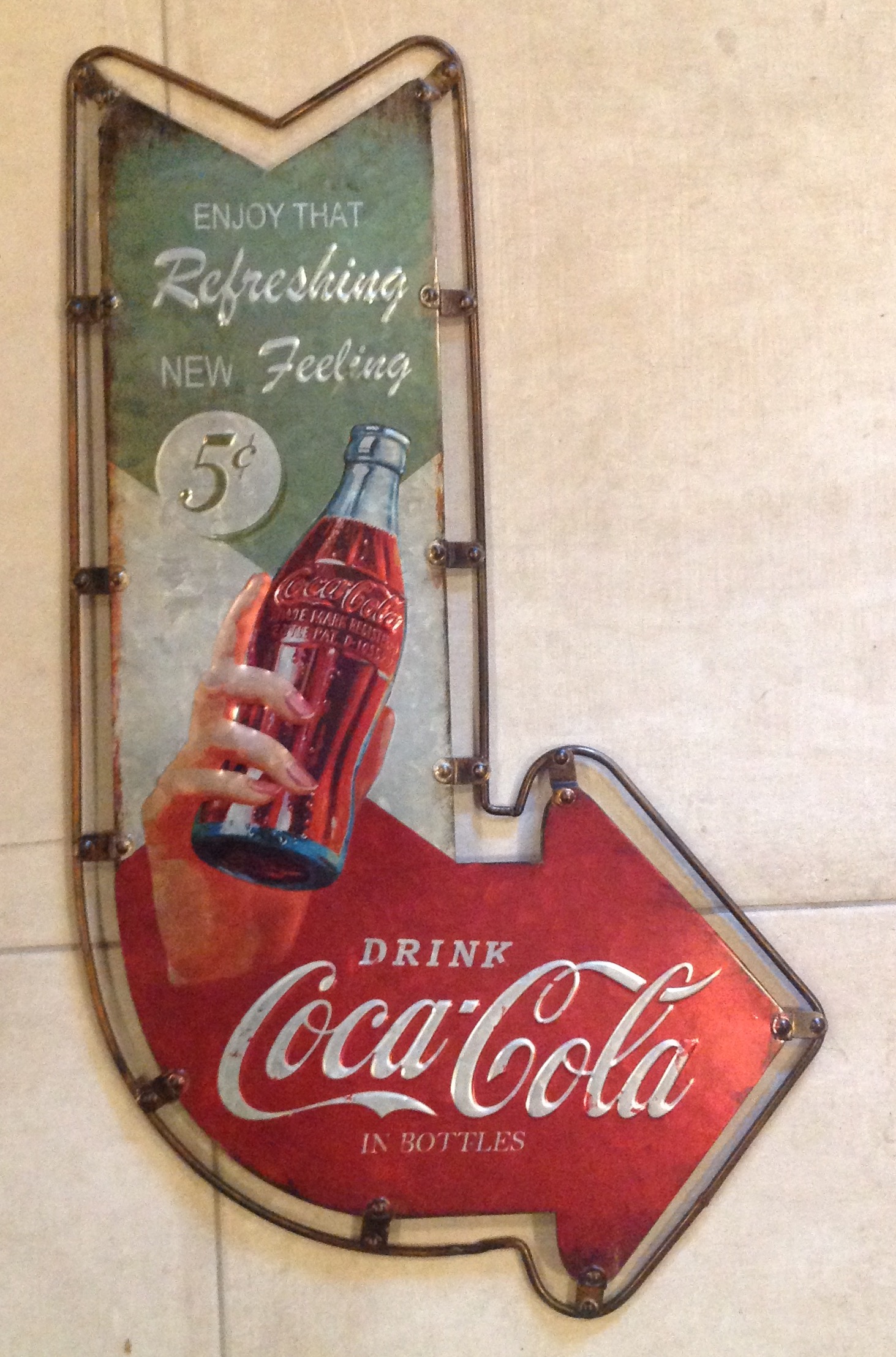 Kamer theorie het laatste Ijzeren reclame bord coca cola. | The Old Way