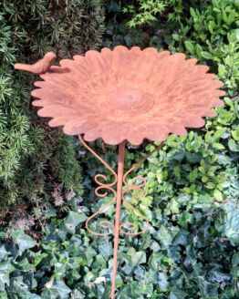 Tuinsteker vogelbad hoog 97 cm.