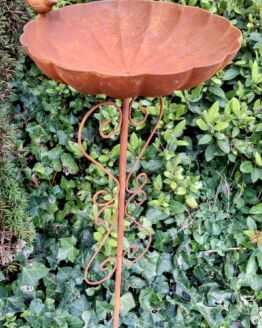 Tuinsteker vogelbad hoog 97 cm.