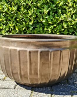 Grote geglazuurde schaal brons hoog 30 cm.